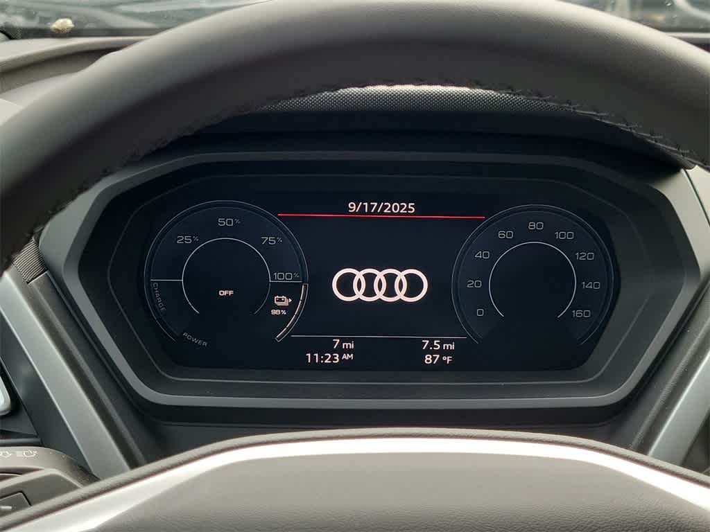 Thumbnail: 2026 Audi Q4 e-tron - 18