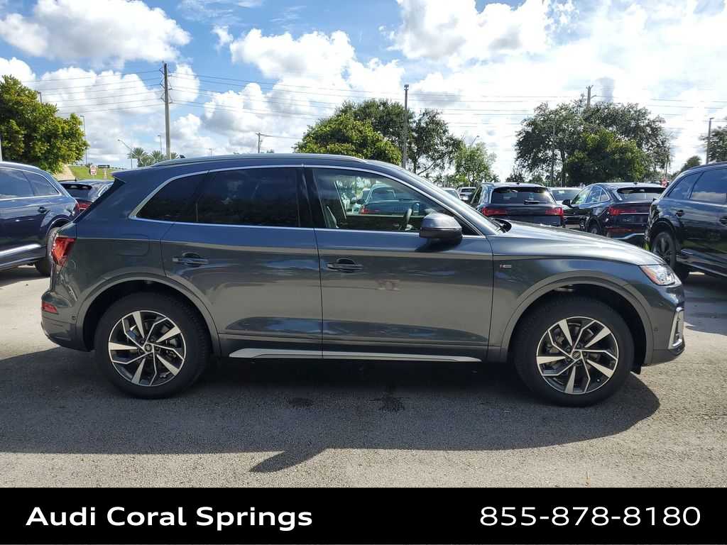 Thumbnail: 2024 Audi Q5 - 9