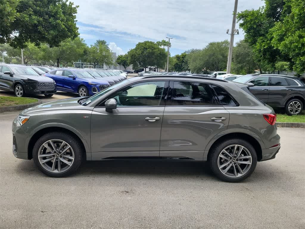 Thumbnail: 2025 Audi Q3 - 5