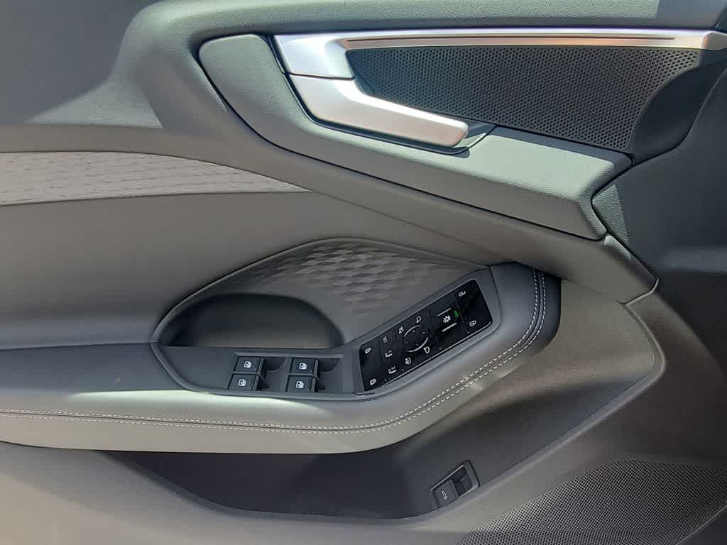 Thumbnail: 2026 Audi A5 - 27