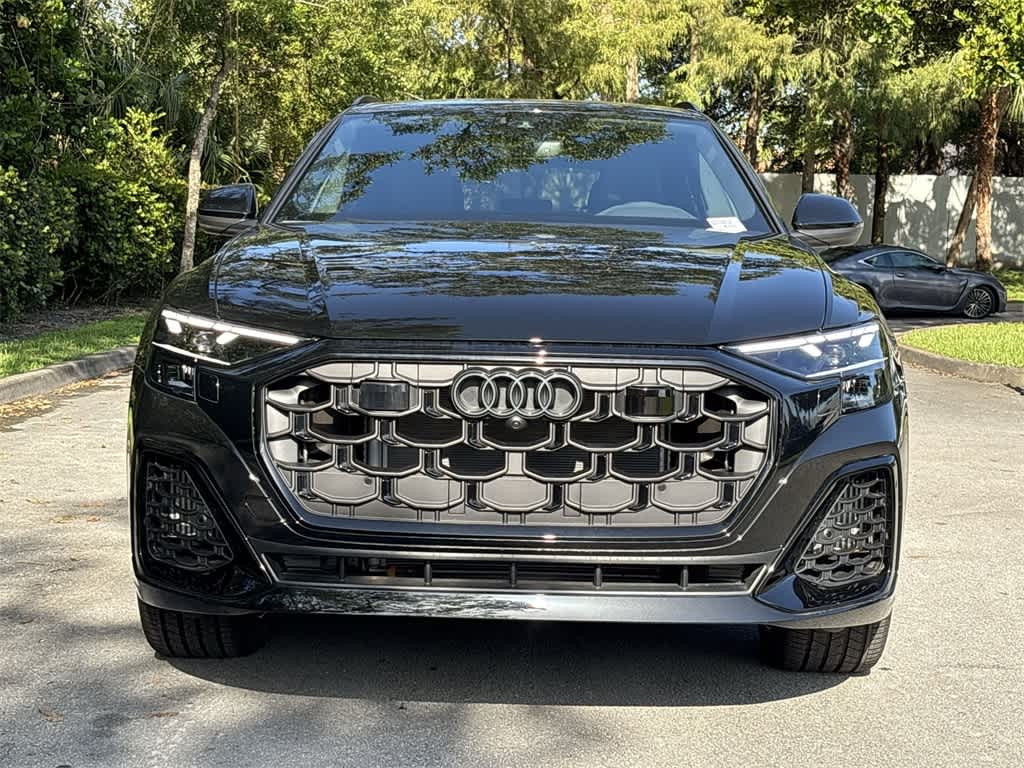 Thumbnail: 2025 Audi Q8 - 20