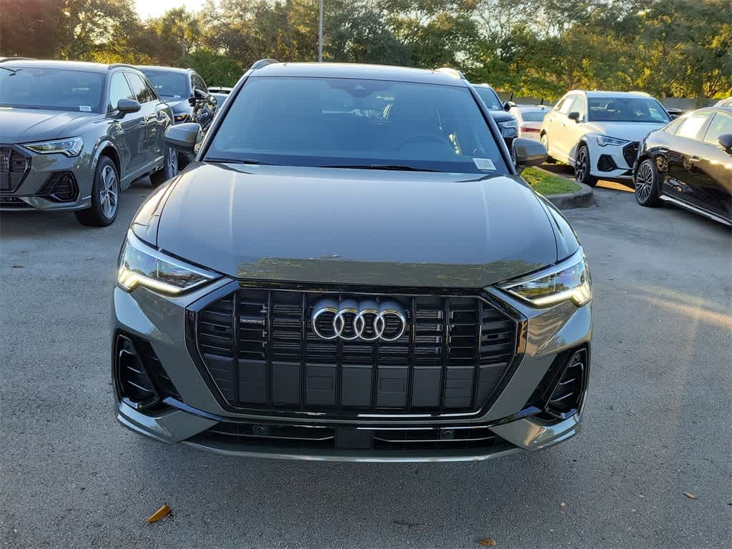 Thumbnail: 2025 Audi Q3 - 3