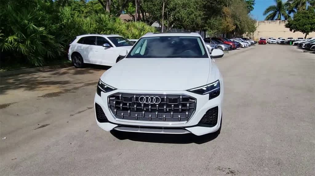 2025 Audi Q8 55 Premium photo 3
