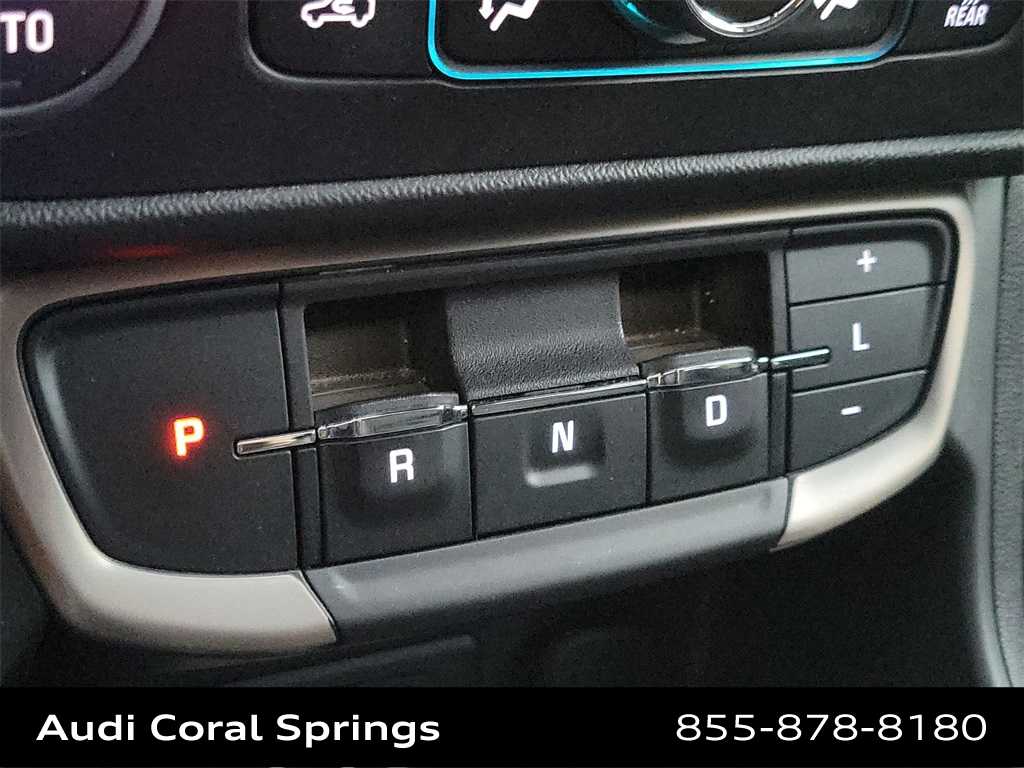 Thumbnail: 2022 GMC Terrain - 25