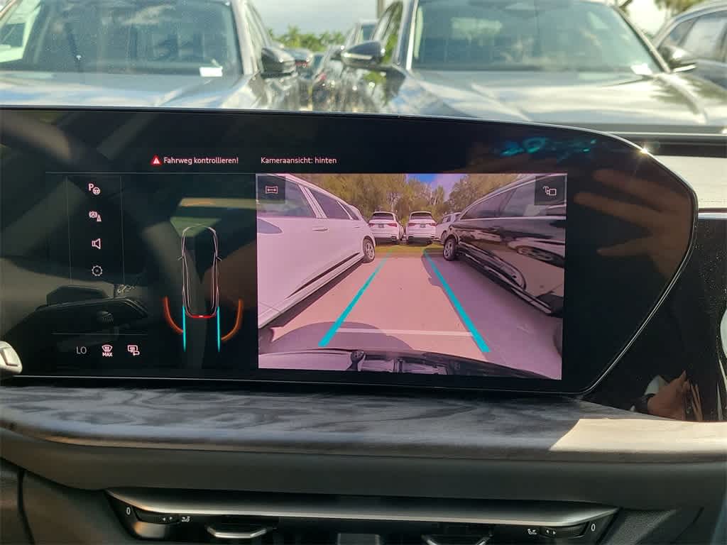 Thumbnail: 2025 Audi Q5 - 16