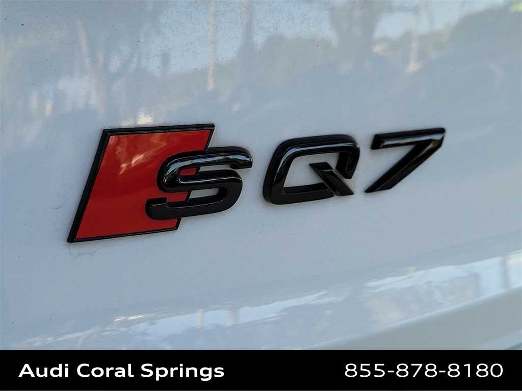 Thumbnail: 2023 Audi SQ7 - 15