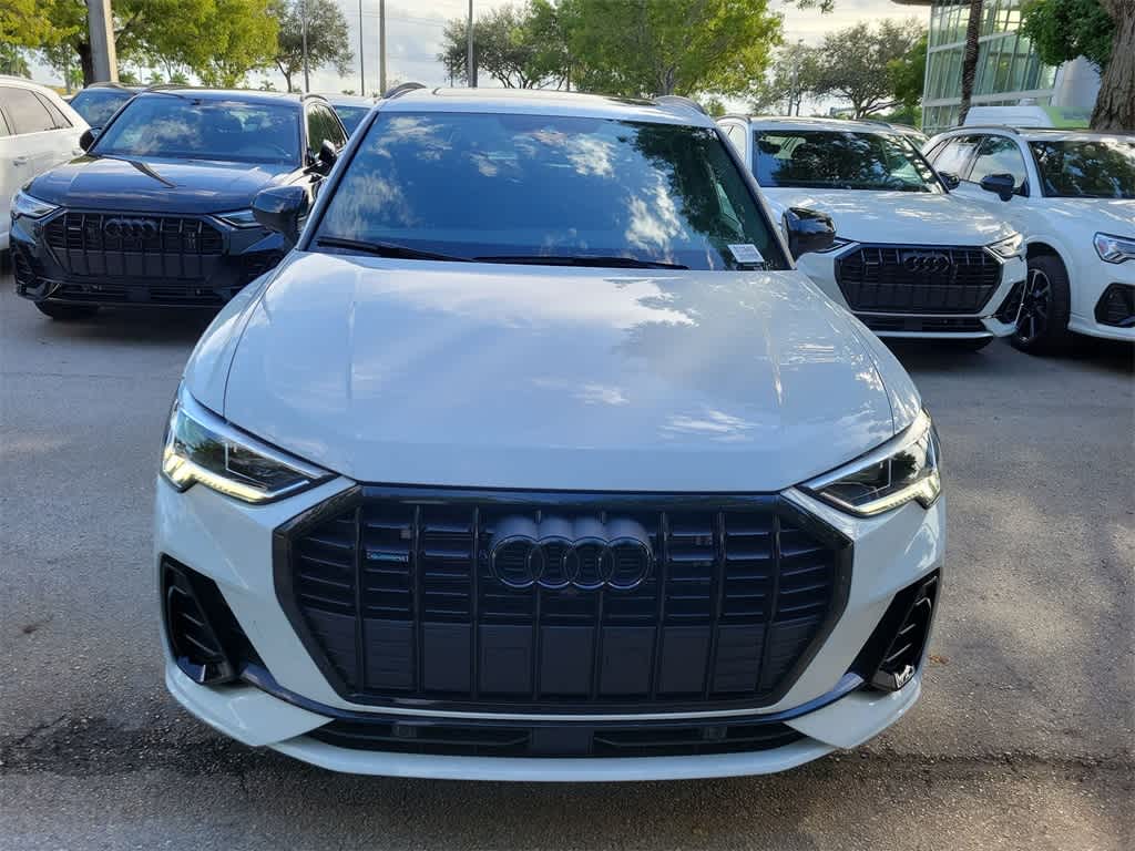 Thumbnail: 2025 Audi Q3 - 6