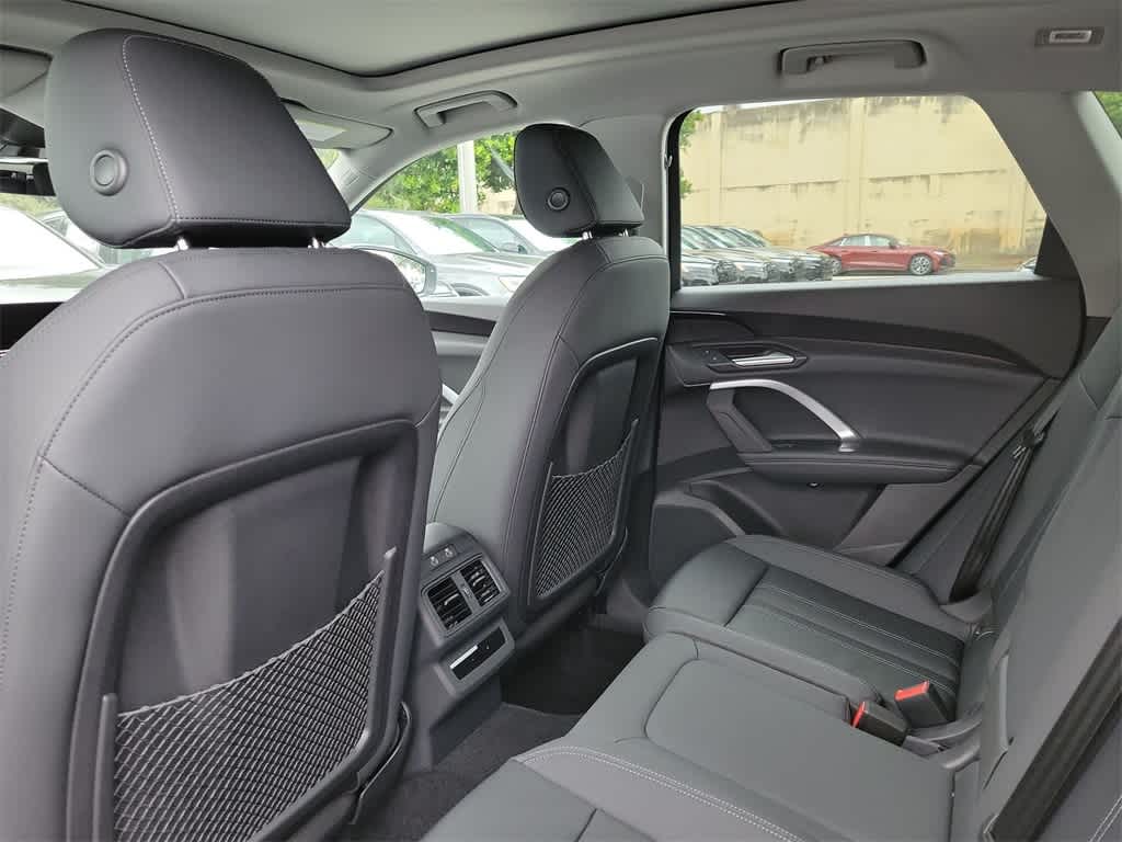 Thumbnail: 2025 Audi Q5 - 20