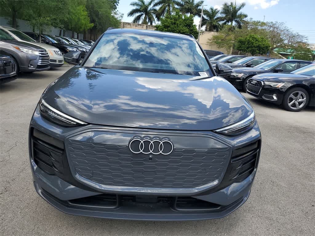 2025 Audi Q6 e-tron Prestige 3