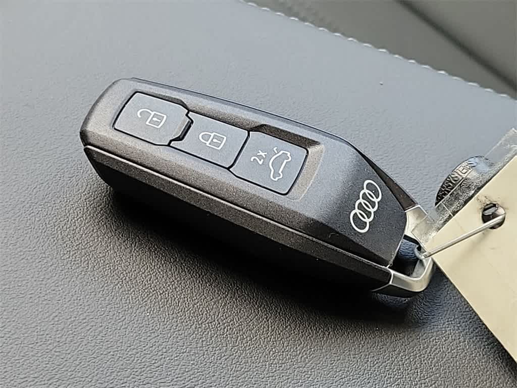 Thumbnail: 2025 Audi Q5 - 28