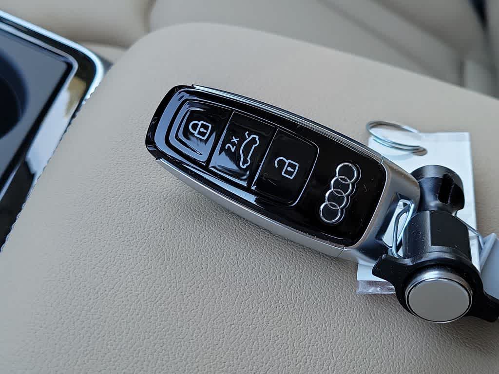 Thumbnail: 2026 Audi Q7 - 20
