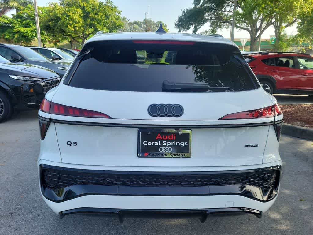 Thumbnail: 2026 Audi Q3 - 5