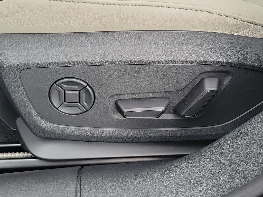 Thumbnail: 2025 Audi A5 - 16