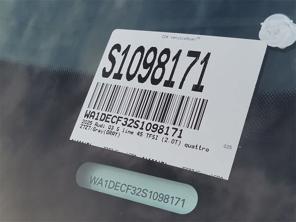 Thumbnail: 2025 Audi Q3 - 21