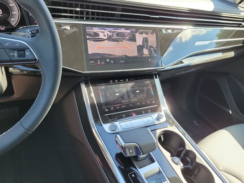 Thumbnail: 2026 Audi Q7 - 16