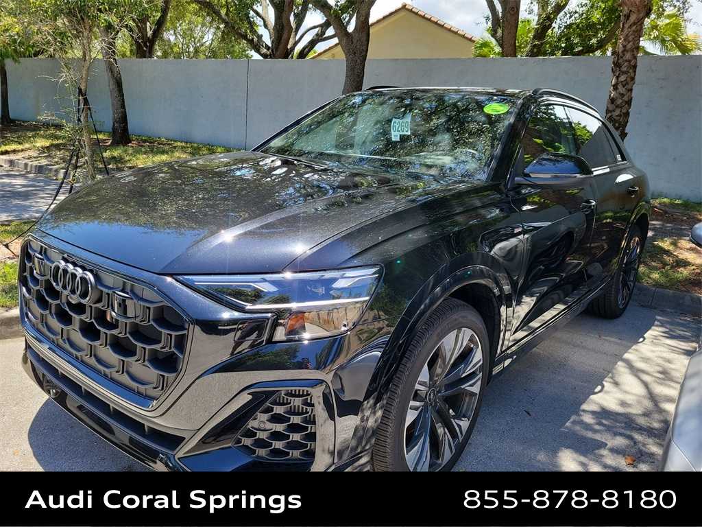Thumbnail: 2025 Audi Q8 - 3