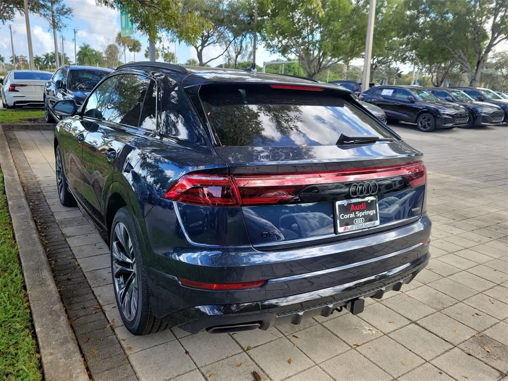 Thumbnail: 2026 Audi Q8 - 12