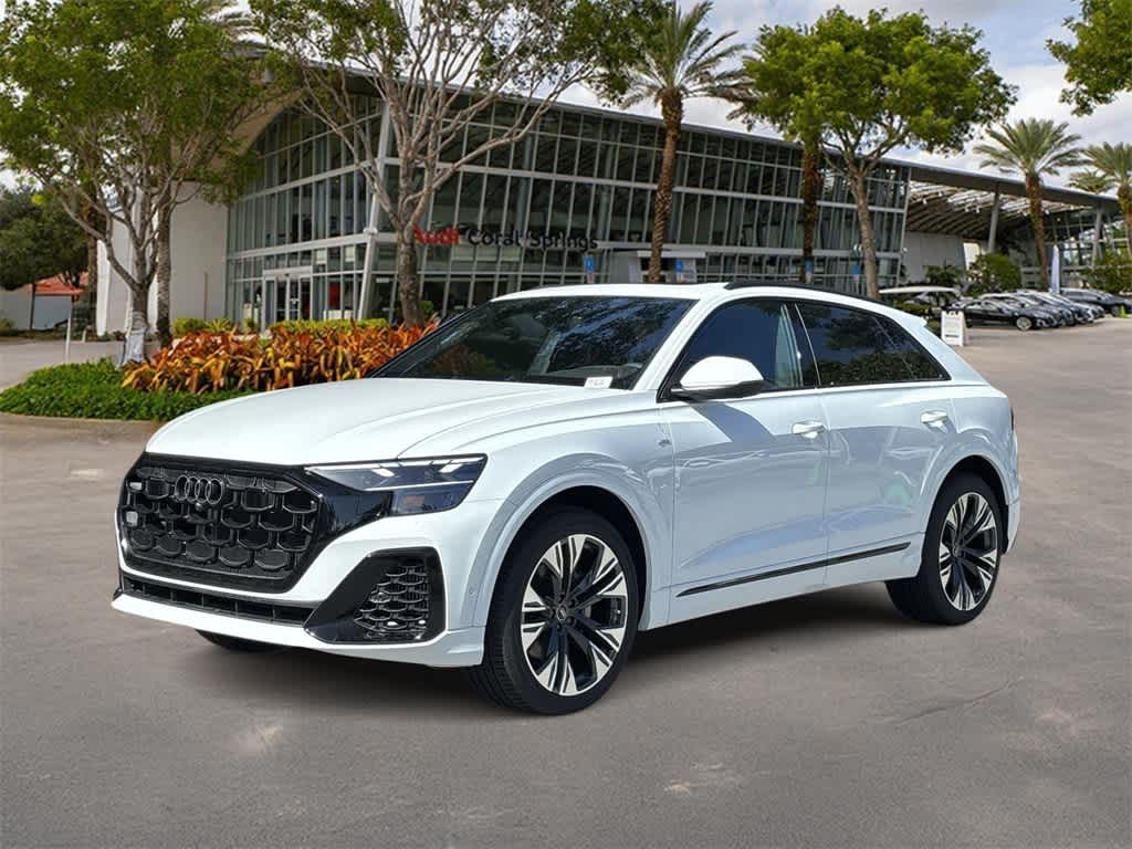 Thumbnail: 2025 Audi Q8 - 1
