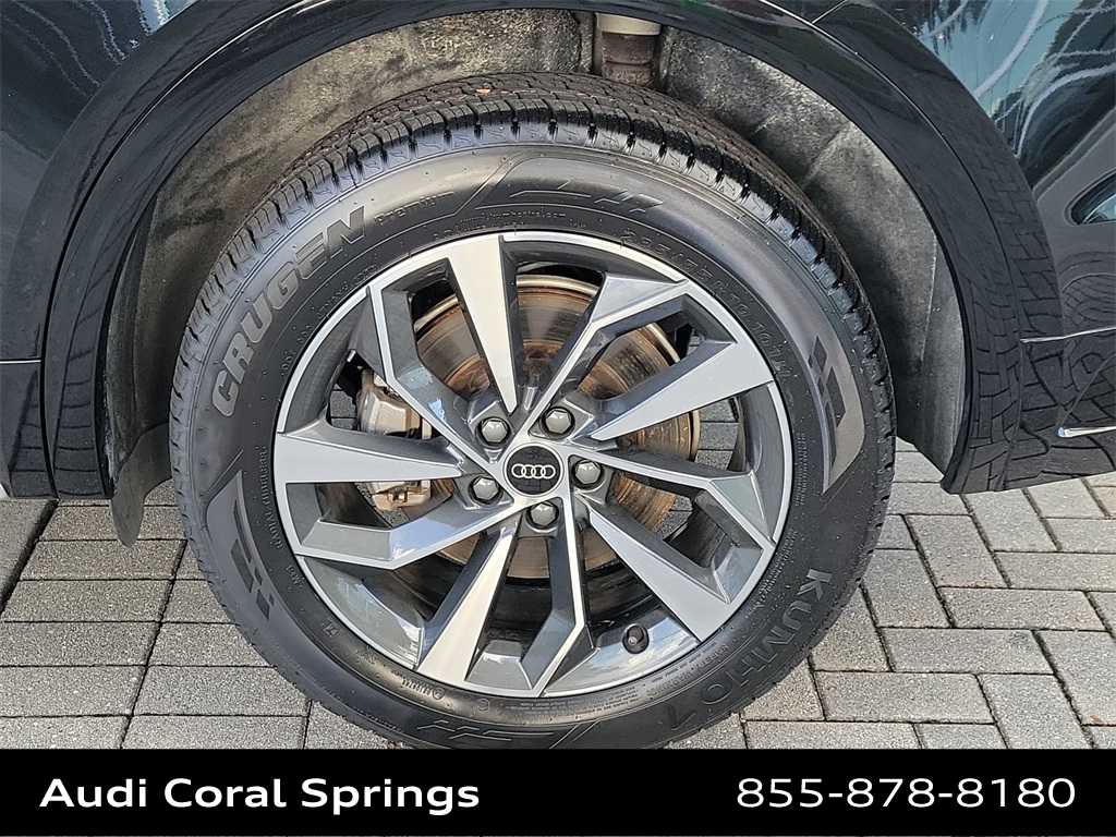 Thumbnail: 2023 Audi Q5 - 16