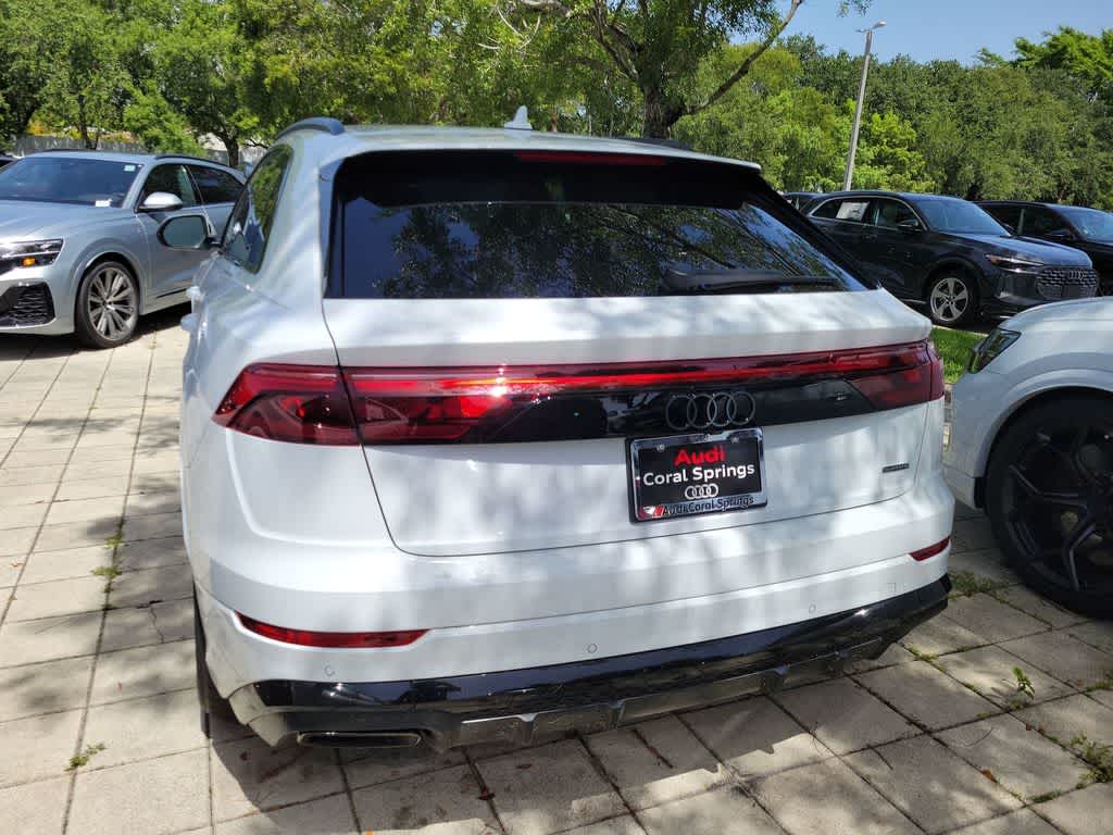 Thumbnail: 2026 Audi Q8 - 3