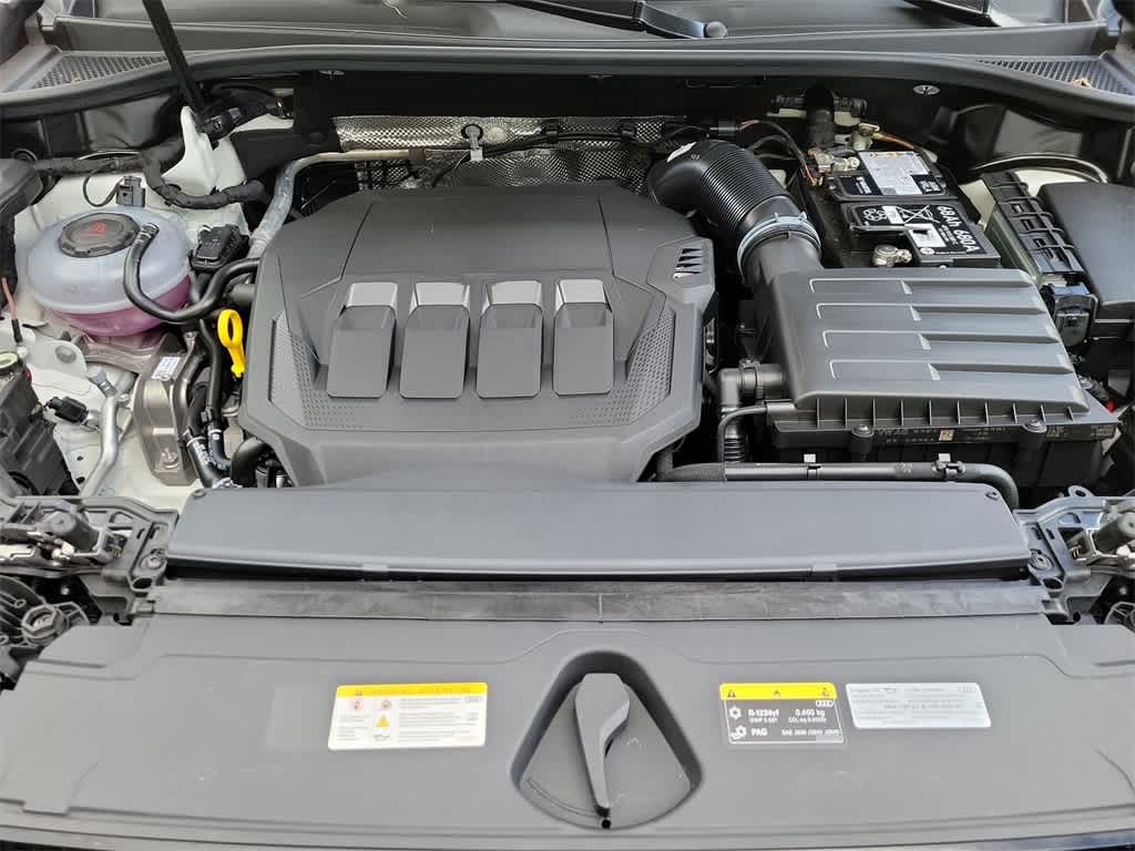 Thumbnail: 2025 Audi Q3 - 17