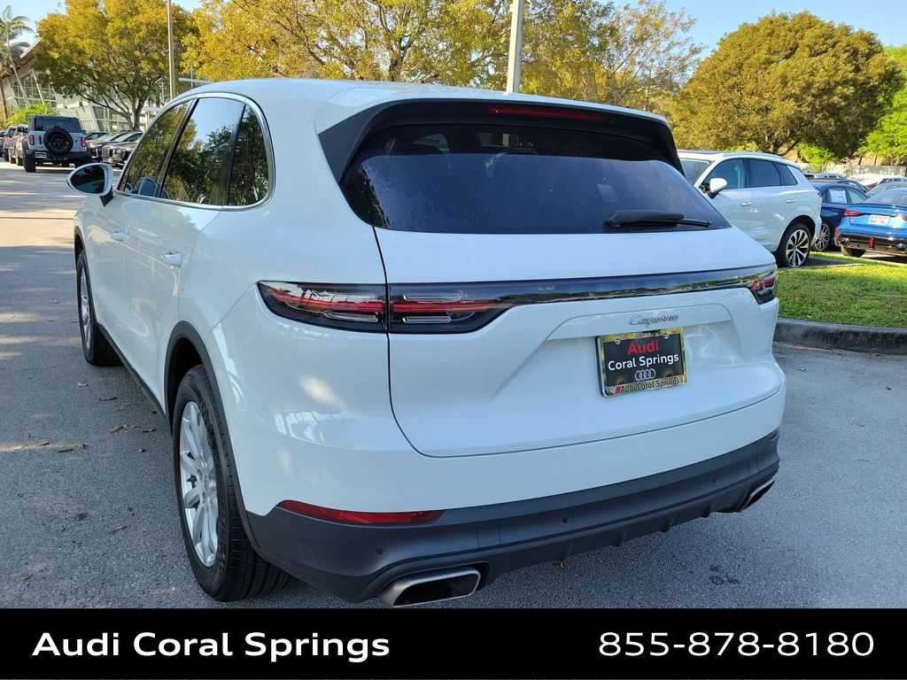 Thumbnail: 2021 Porsche Cayenne - 6