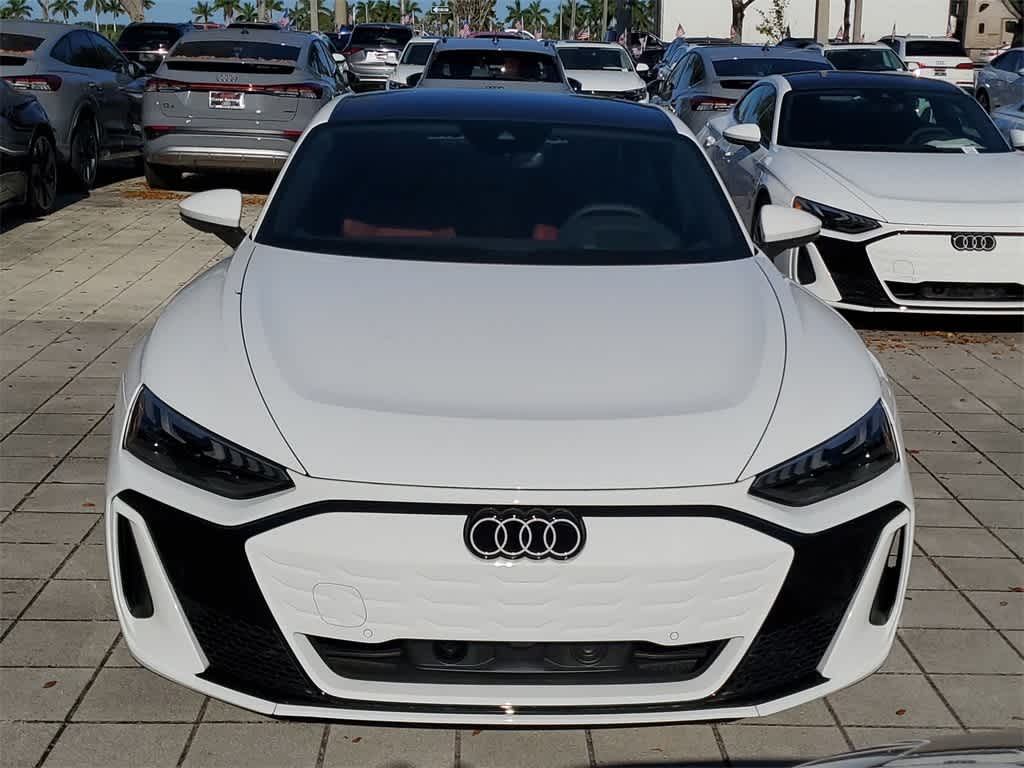 Thumbnail: 2025 Audi e-tron GT - 14