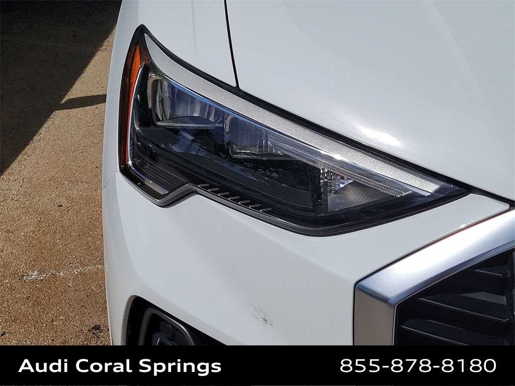 Thumbnail: 2019 Audi Q3 - 16