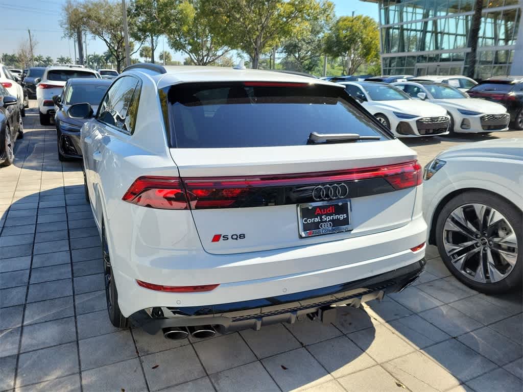 Thumbnail: 2026 Audi SQ8 - 6