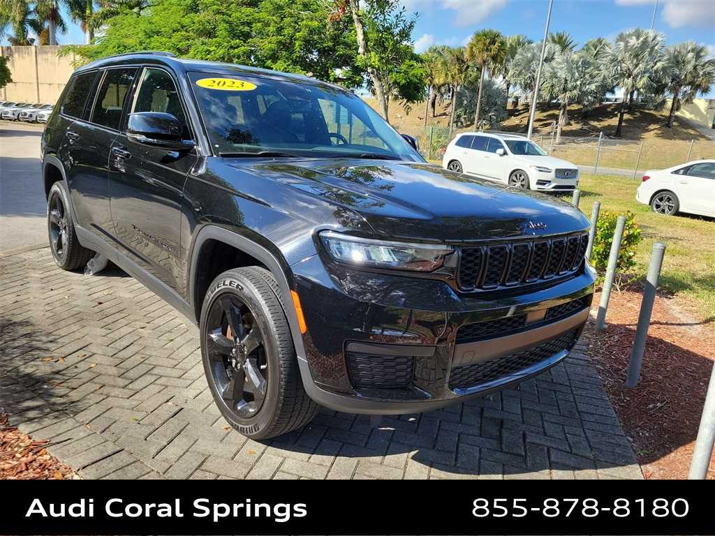 Thumbnail: 2023 Jeep Grand Cherokee L - 2