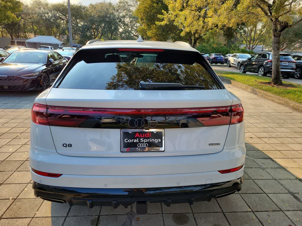 Thumbnail: 2026 Audi Q8 - 5