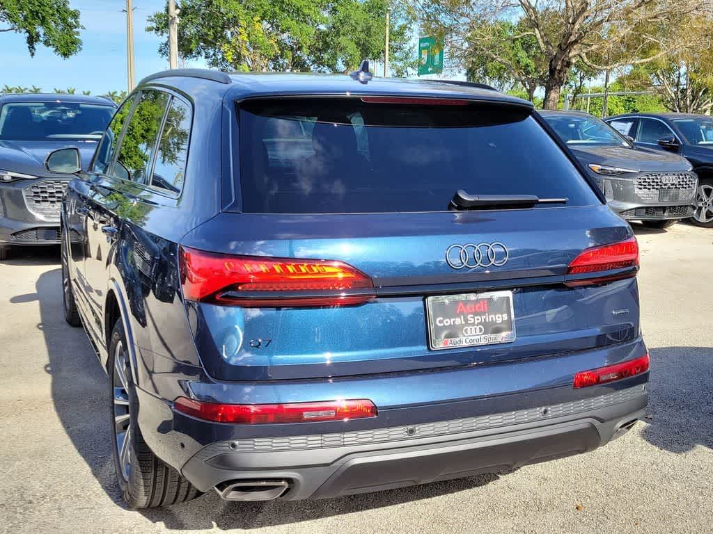 Thumbnail: 2026 Audi Q7 - 12