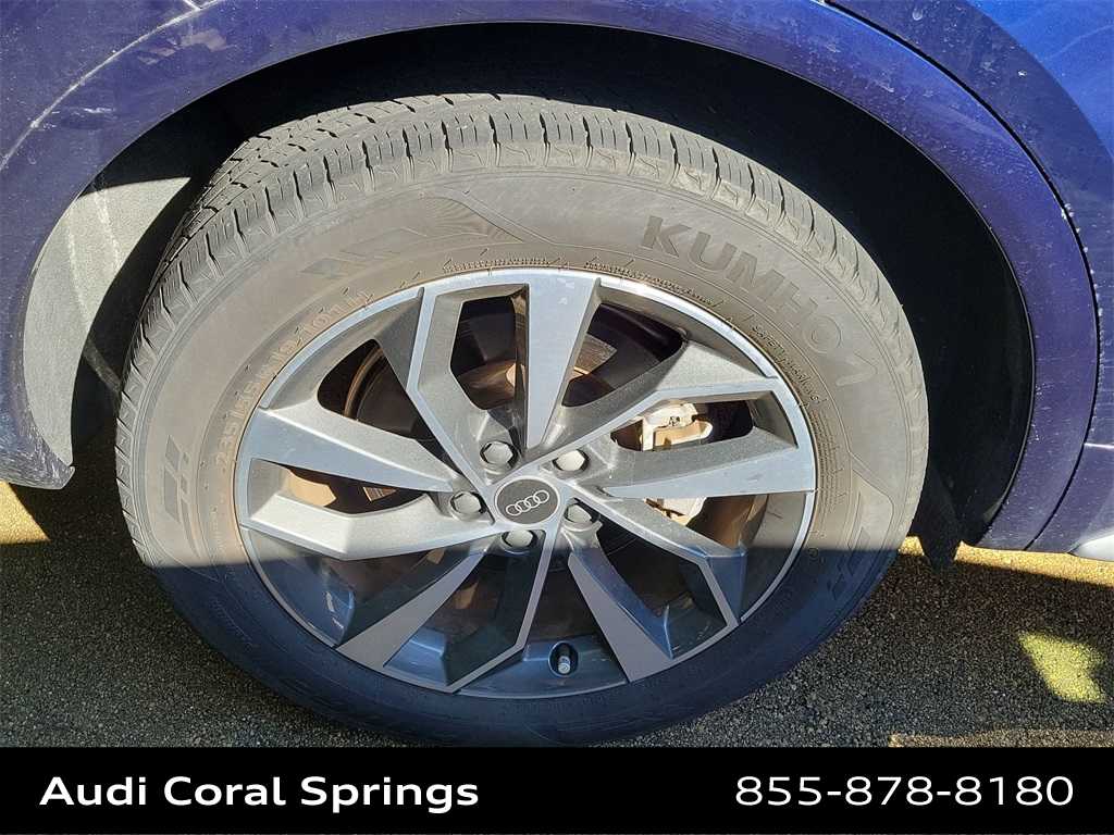 Thumbnail: 2022 Audi Q5 - 18