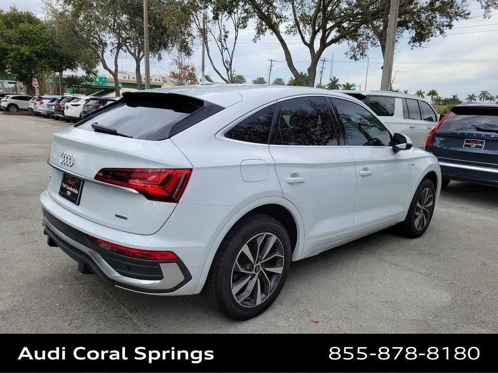 Thumbnail: 2021 Audi Q5 - 8