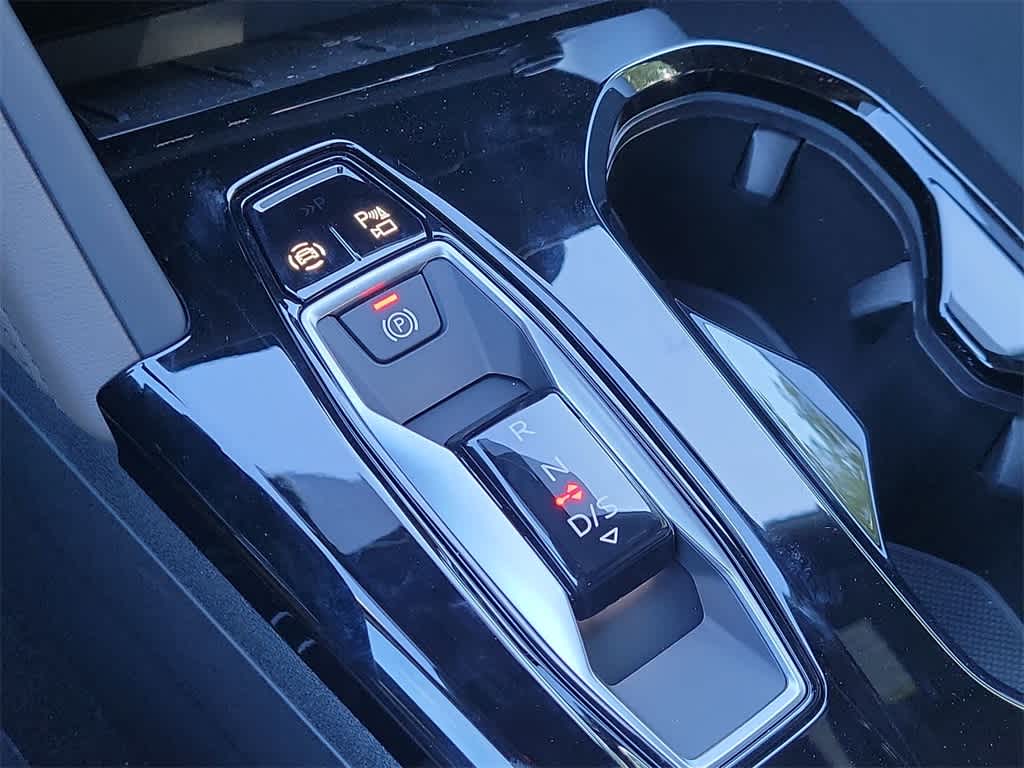 Thumbnail: 2025 Audi Q5 - 17