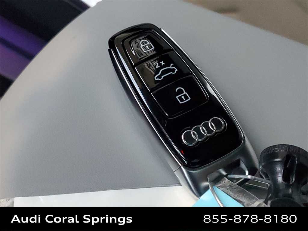 2024 Audi Q8 e-tron Prestige 28