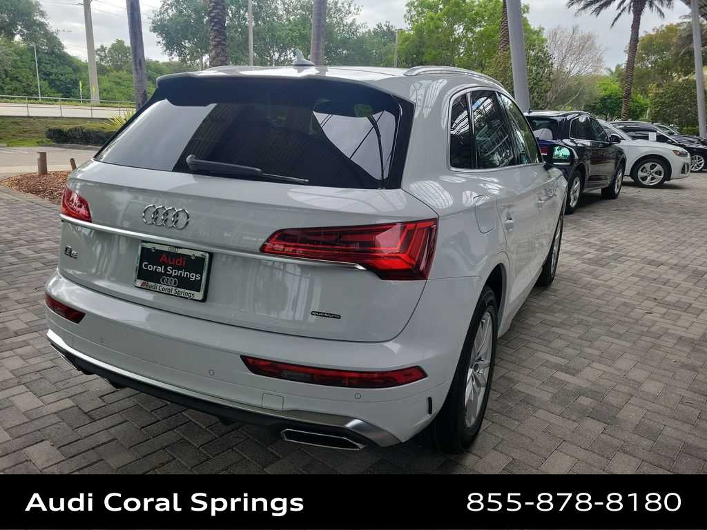 Thumbnail: 2022 Audi Q5 - 8