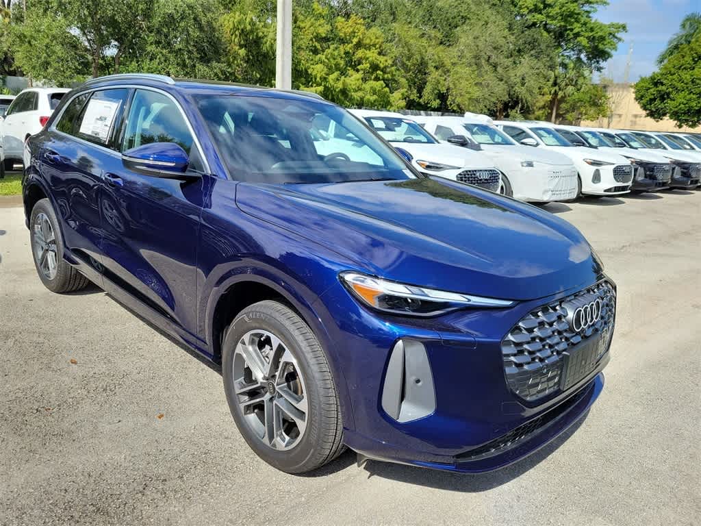 Thumbnail: 2025 Audi Q5 - 6