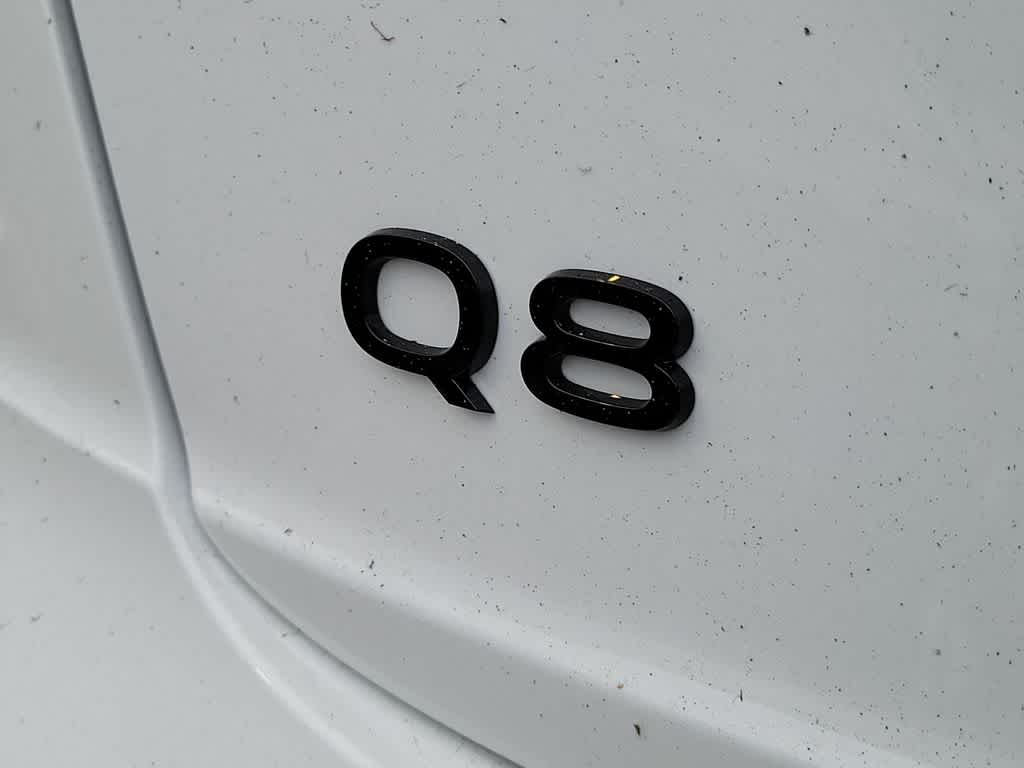 Thumbnail: 2026 Audi Q8 - 15