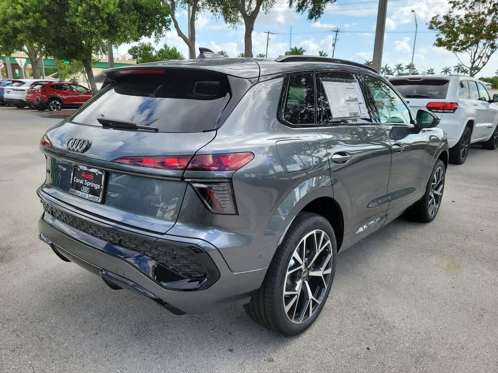 Thumbnail: 2026 Audi Q3 - 8