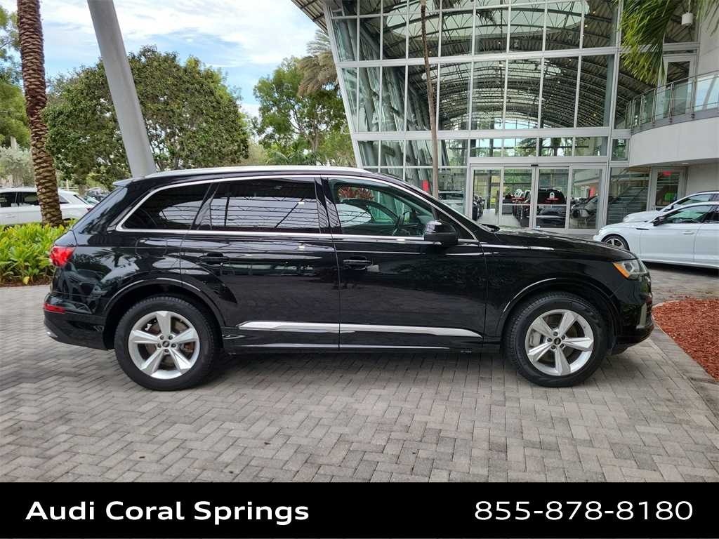 Thumbnail: 2022 Audi Q7 - 9