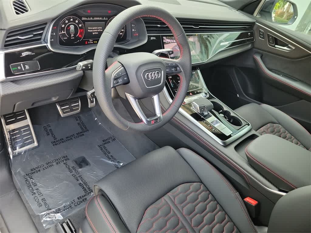 Thumbnail: 2025 Audi RS Q8 - 10