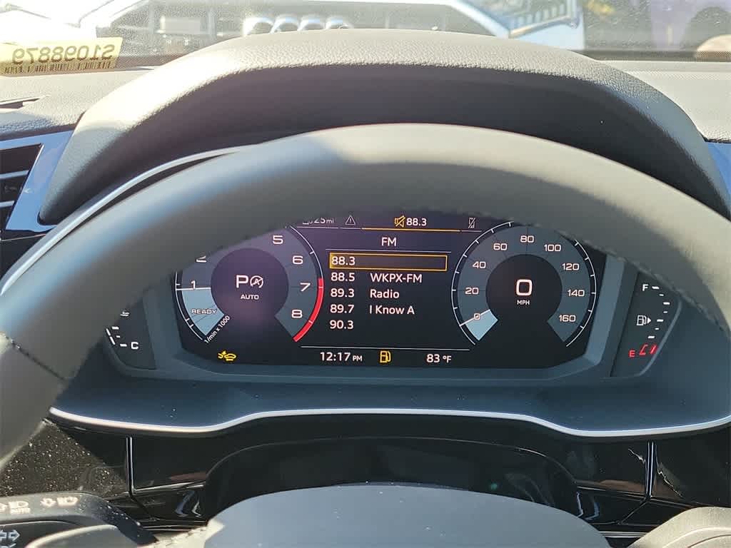 Thumbnail: 2025 Audi Q3 - 18