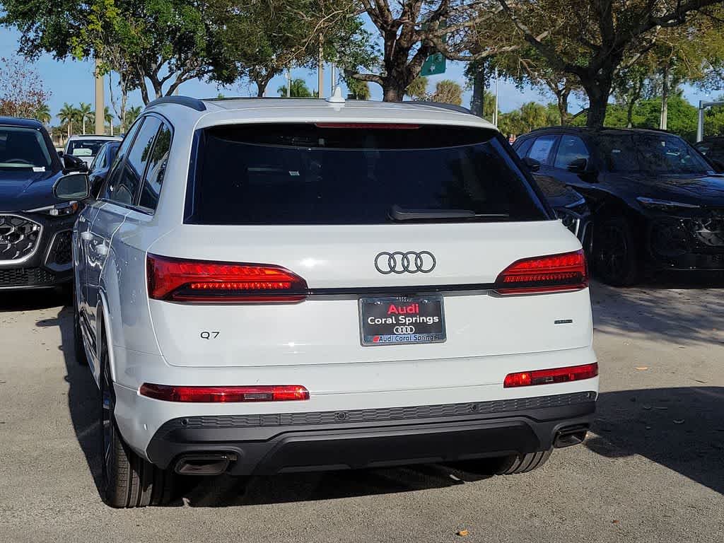 Thumbnail: 2026 Audi Q7 - 12