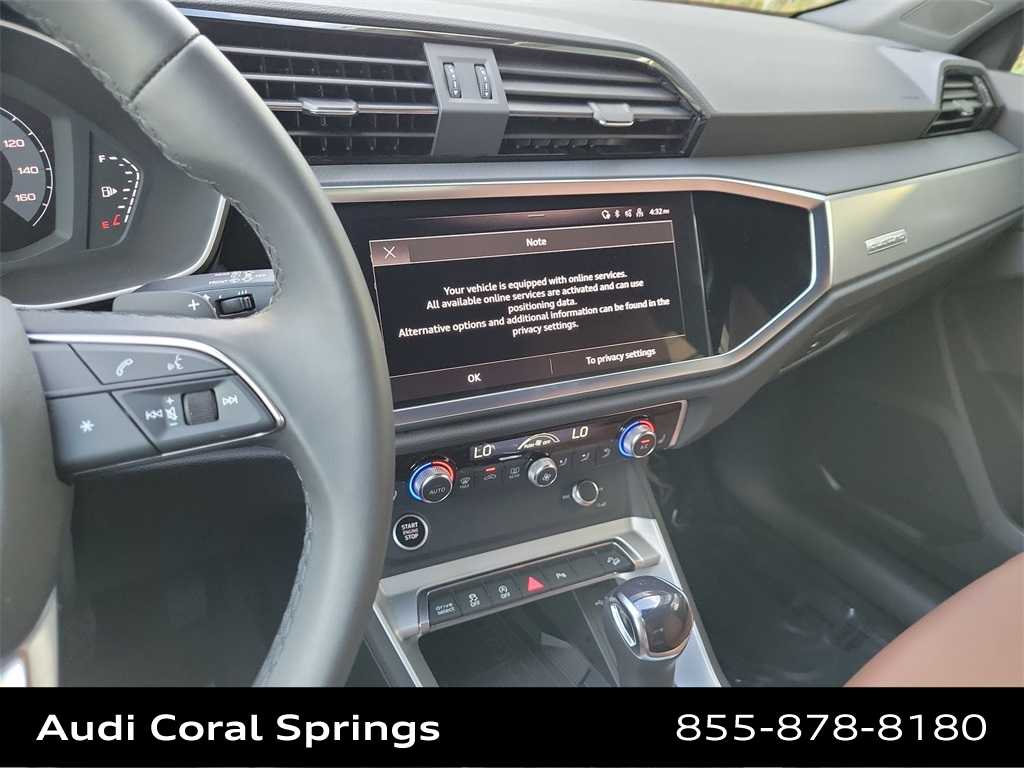 Thumbnail: 2025 Audi Q3 - 16