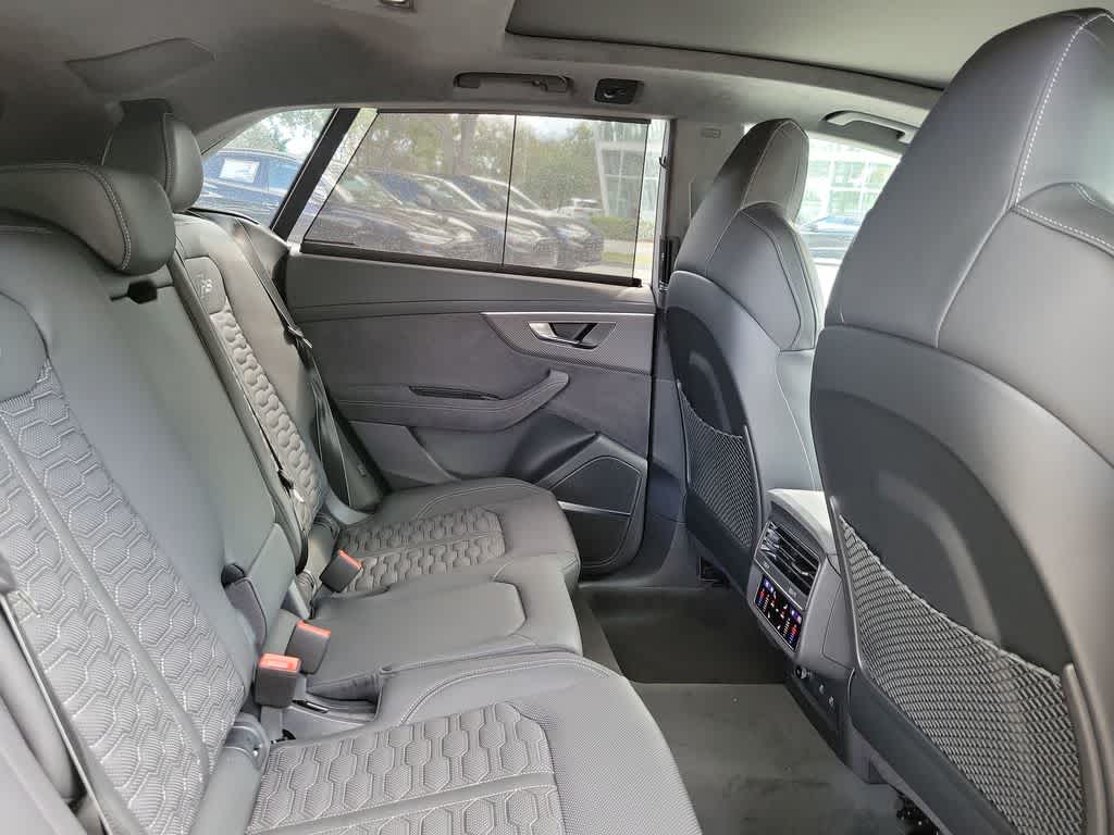 Thumbnail: 2026 Audi RS Q8 - 21