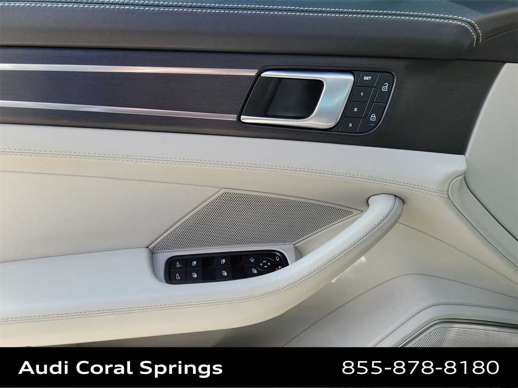 Thumbnail: 2022 Porsche Panamera - 27