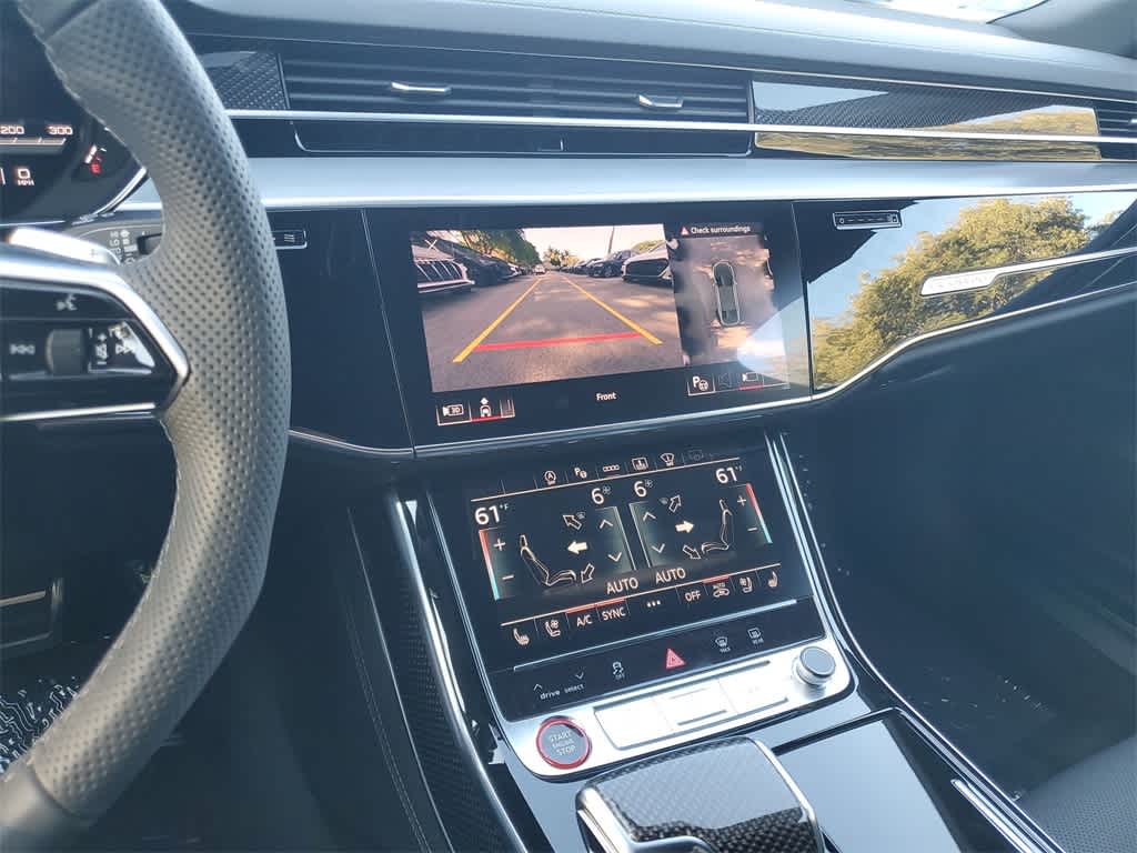 Thumbnail: 2025 Audi S8 - 24