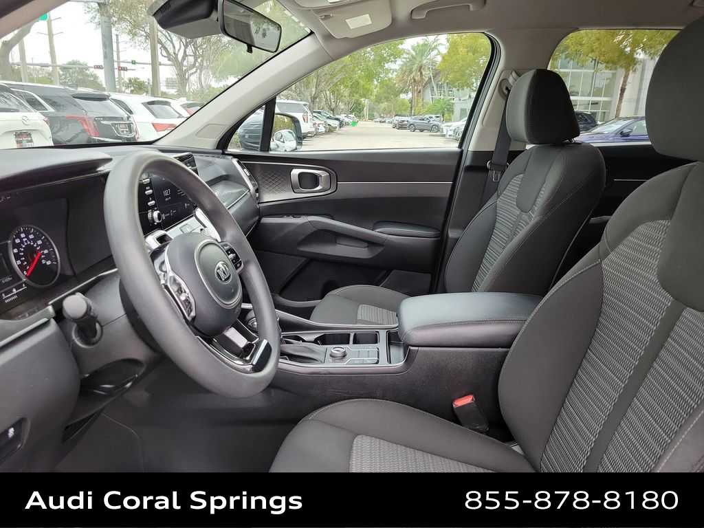 Thumbnail: 2021 Kia Sorento - 19