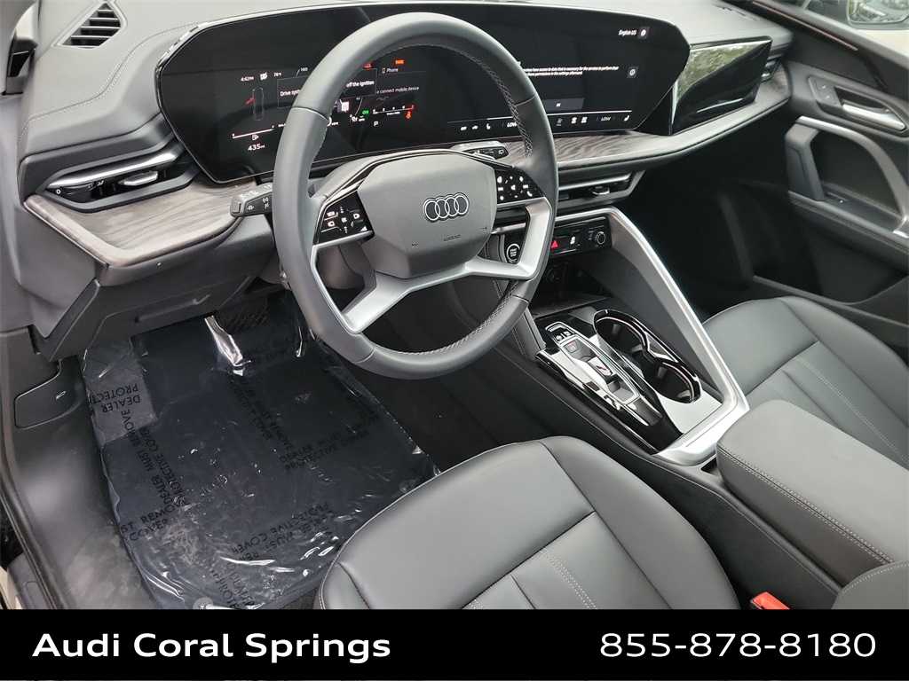 Thumbnail: 2025 Audi Q5 - 10